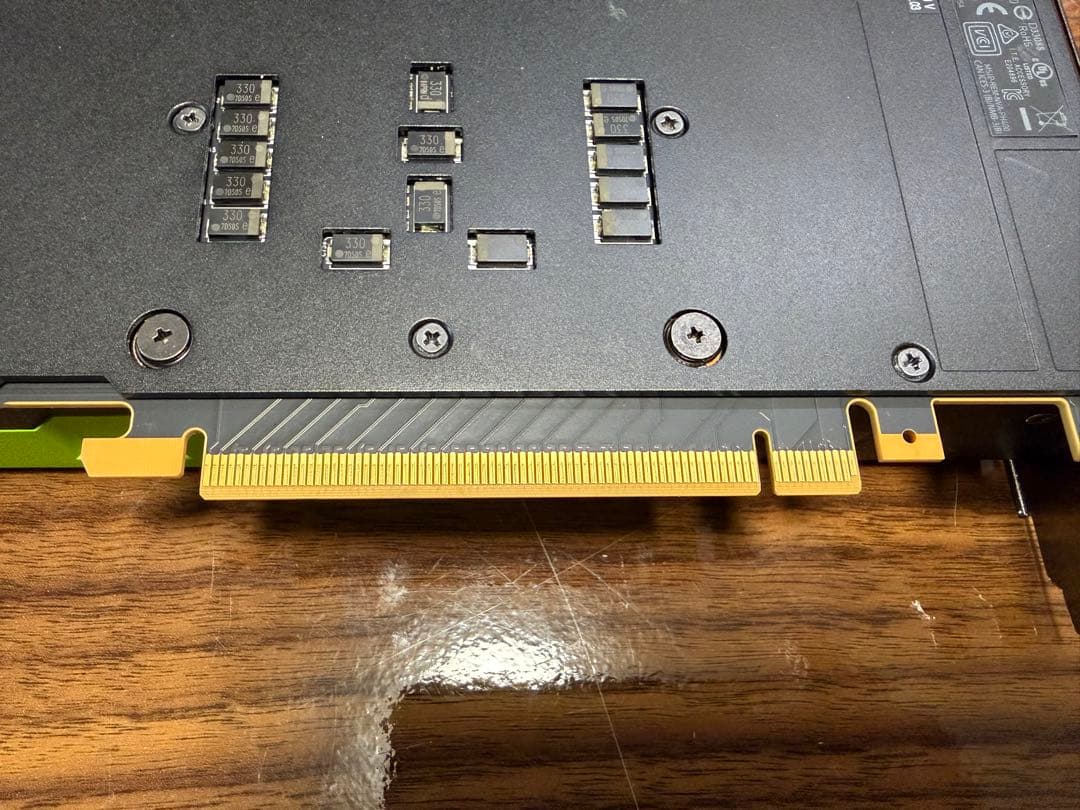NVIDIA TESLA P100 12GBモデル　グラボ