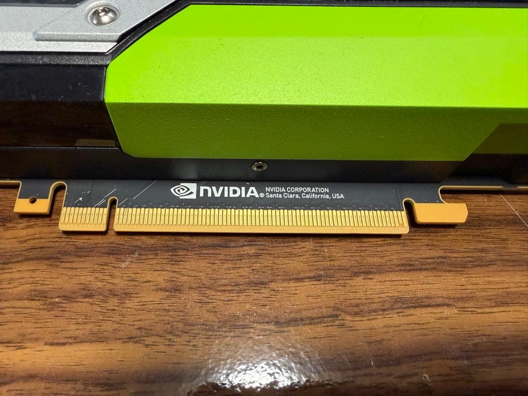 NVIDIA TESLA P100 12GBモデル　グラボ