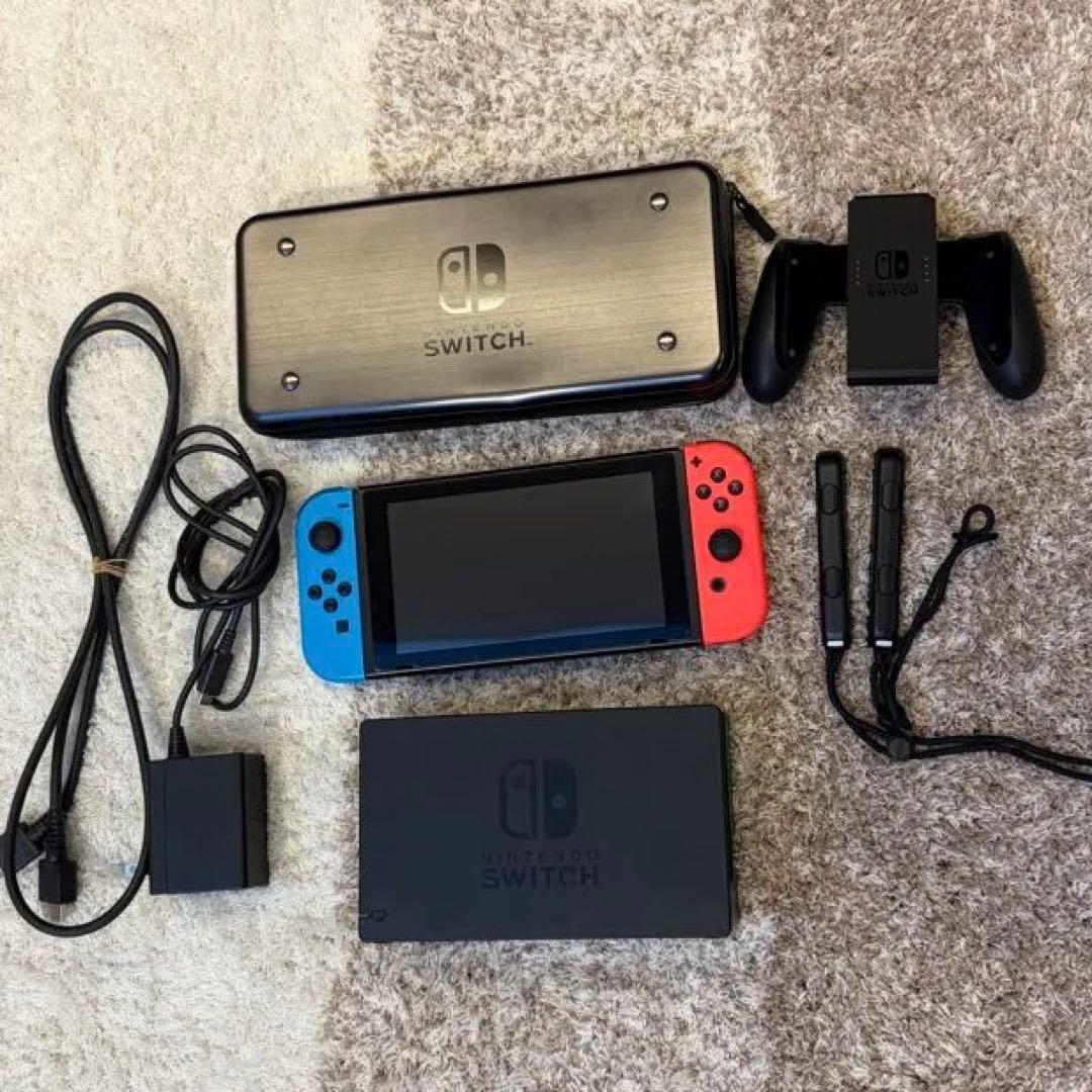 ✨早い者勝ち✨Nintendo Switch 本体 ケースつき　付属品全てあり