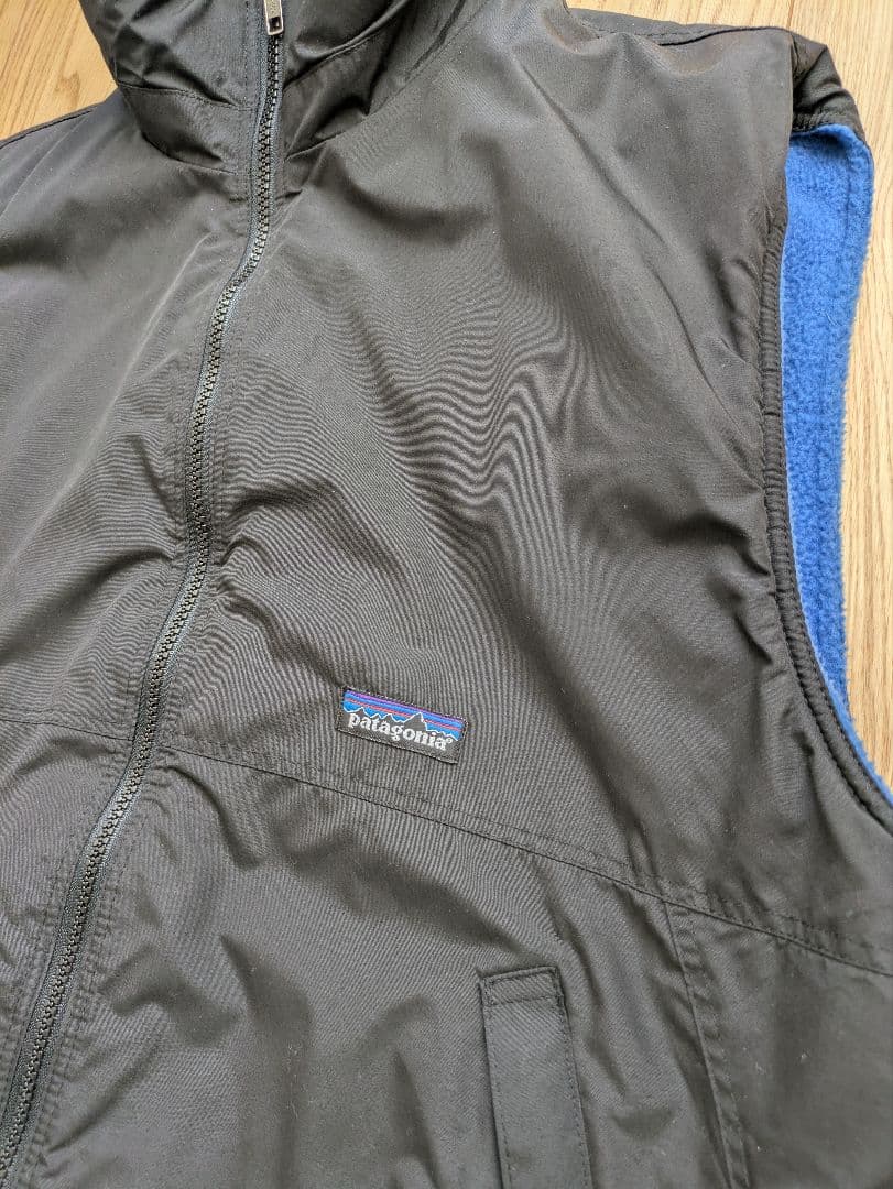 美品 Patagonia シェルドシンチラベスト ブラック Lサイズ 94年製