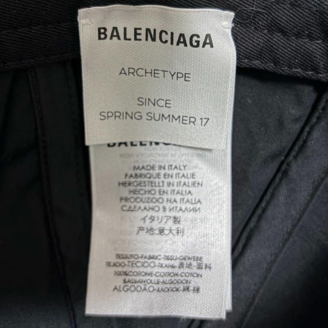 ✨極美品✨BALENCIAGA　キャップ　L58 　新ロゴ　マジックテープ　黒