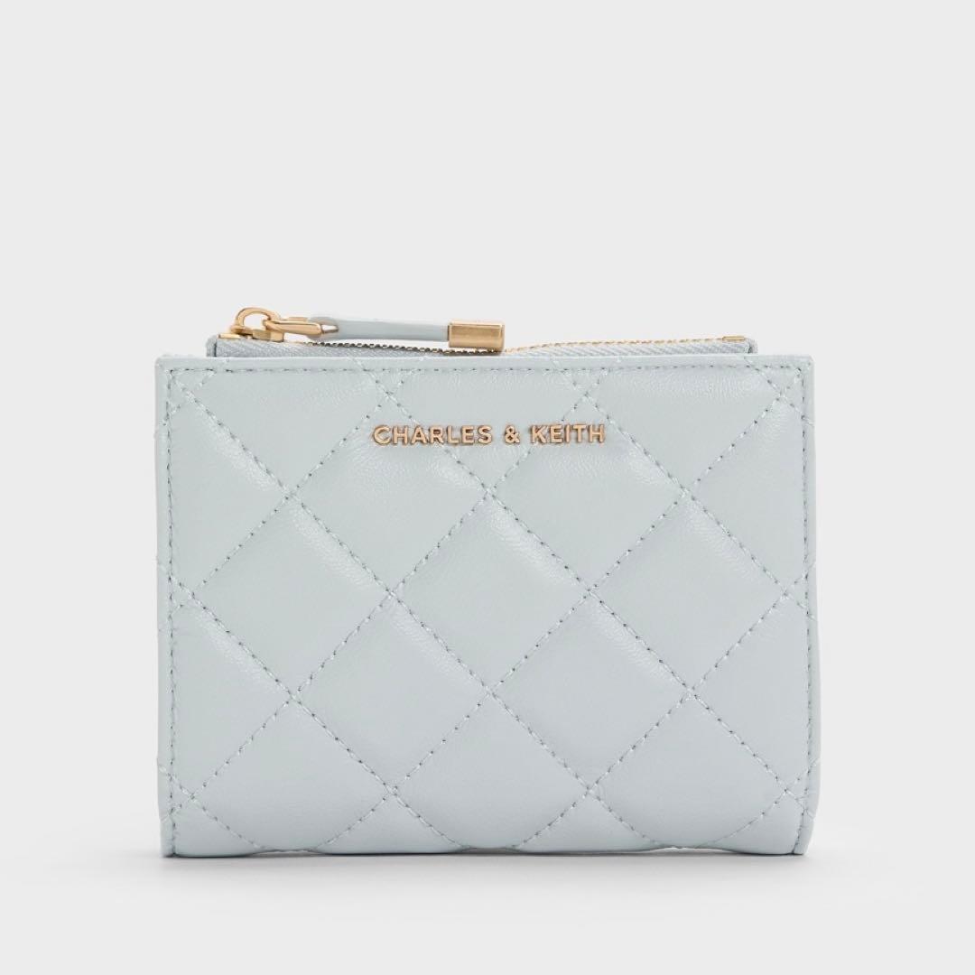 CHARLES&KEITH キルティングトップジップ スモールウォレット ブルー