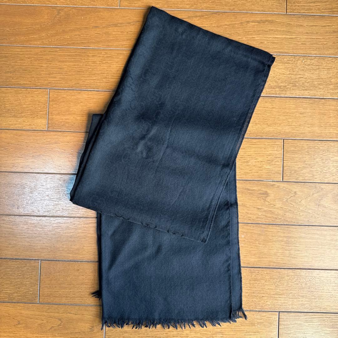 GUCCI ブラック ストール GGパターン