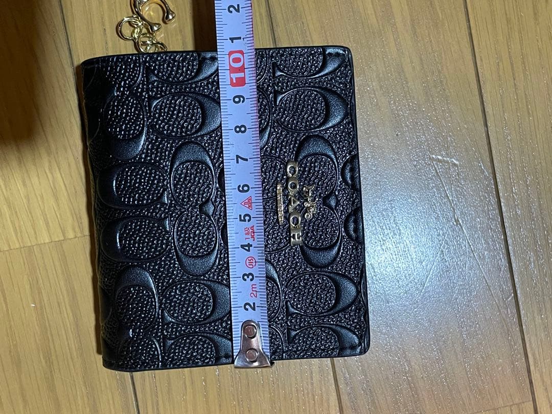 コーチ ミニ財布 二つ折り キーホルダー COACH エンボスシグネチャー