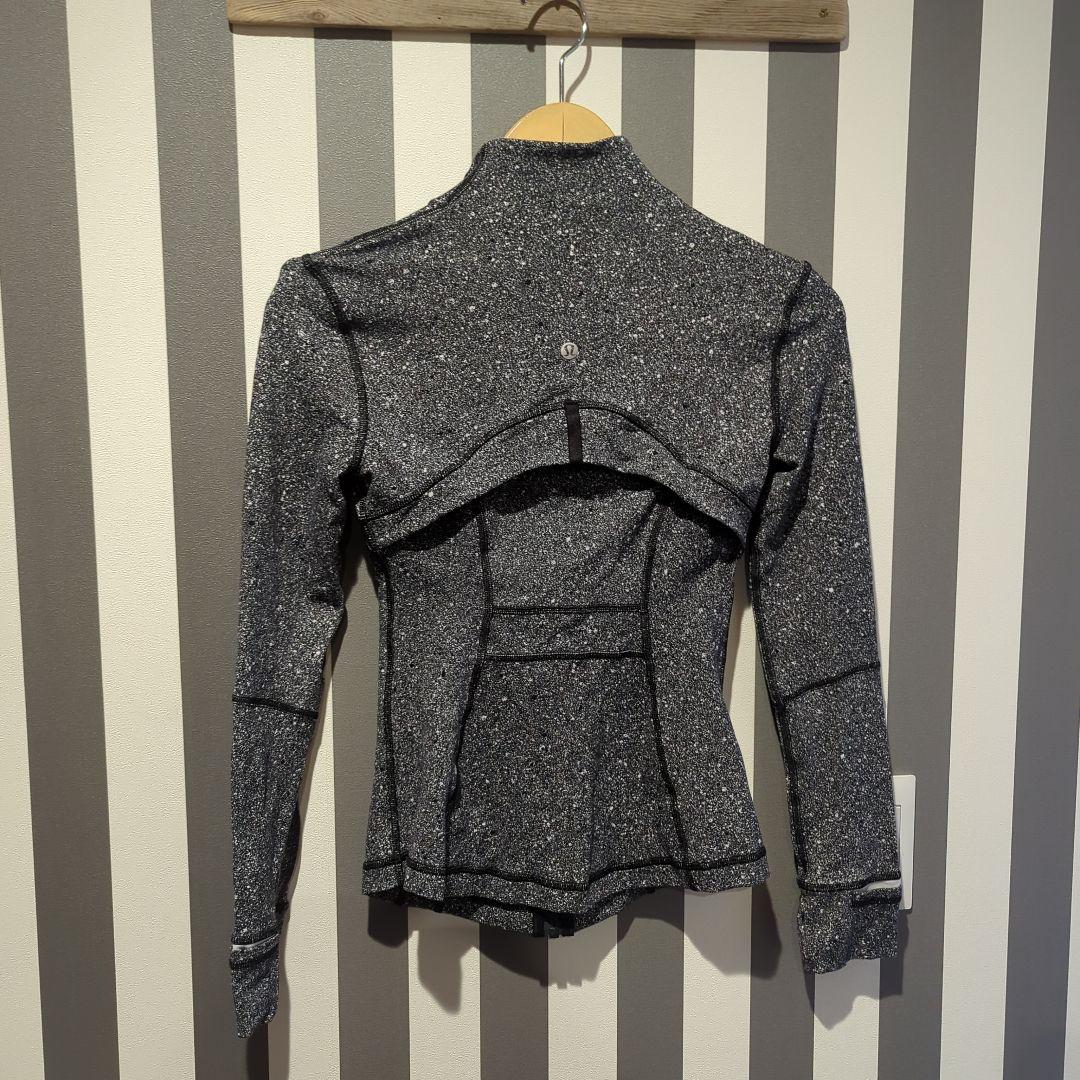 専用　ルルレモン 長袖　ジャケット　シャツ 　ロンT
