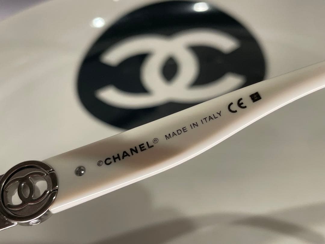 【極美品】CHANEL ココマーク　グラデーション スクエアフレーム サングラス