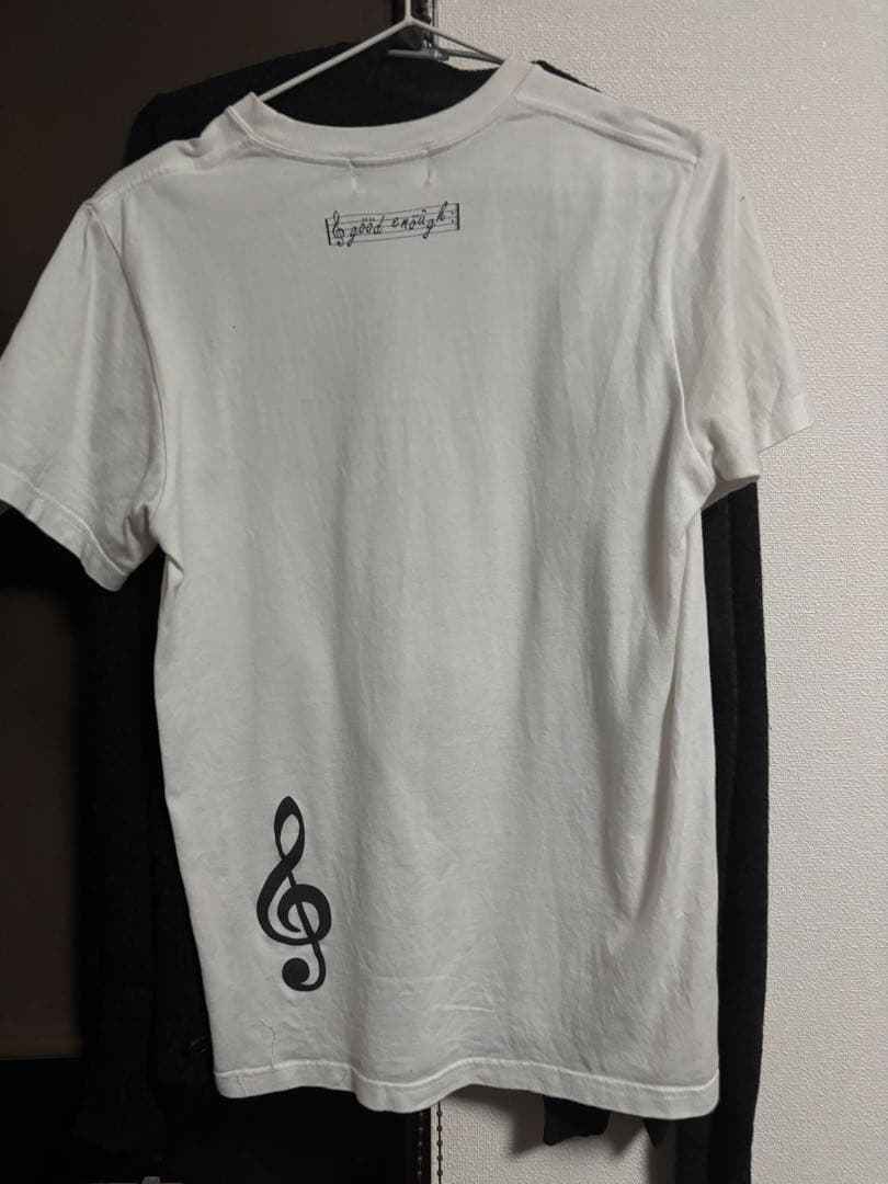 グッドイナフ90s 音符デザイン ホワイトTシャツ