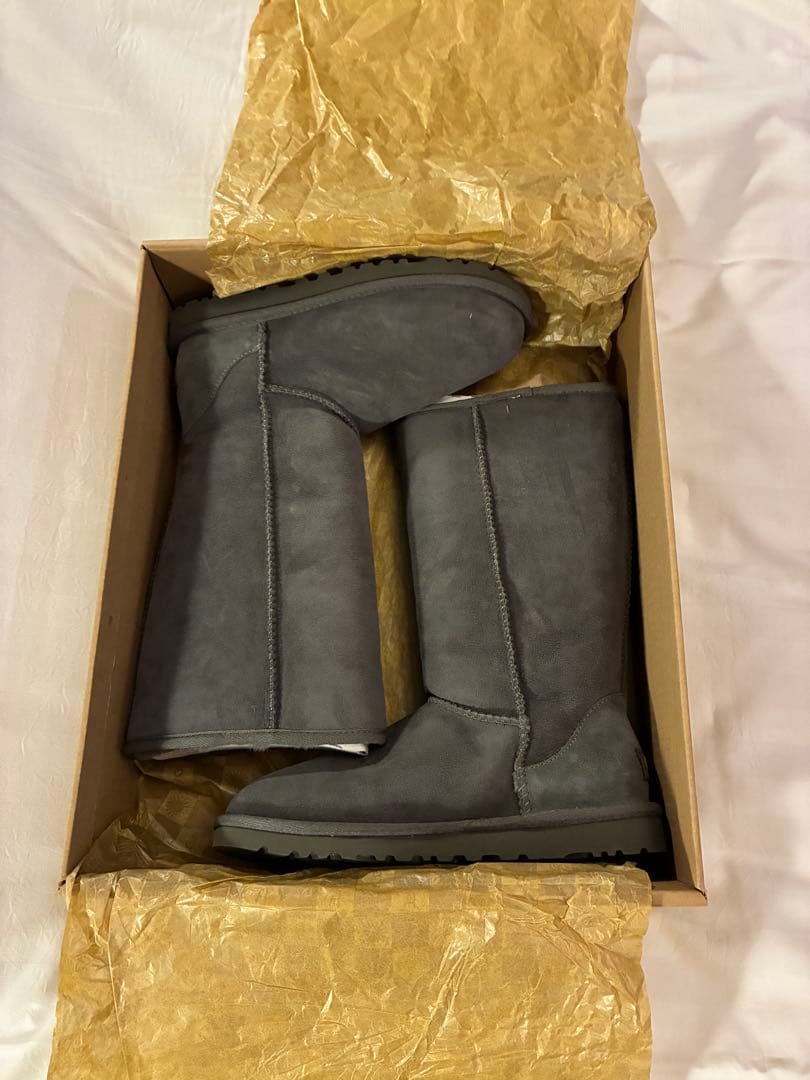 <シーズン最終処分値下>新品UGG Australia Classic Tall