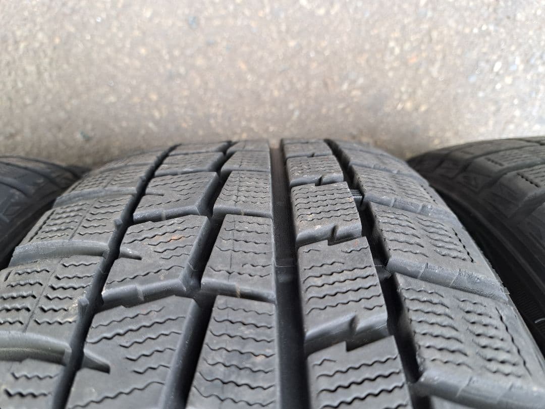 山有り！215/50R17ウインターマックス4本！ゴム質良好！送料￥900