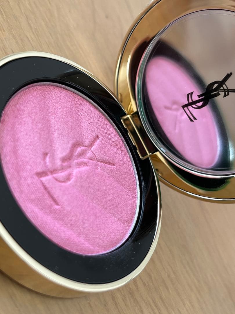 ▪️ RAINBOW☺︎ さま YSL メイクミーブラッシュパウダー