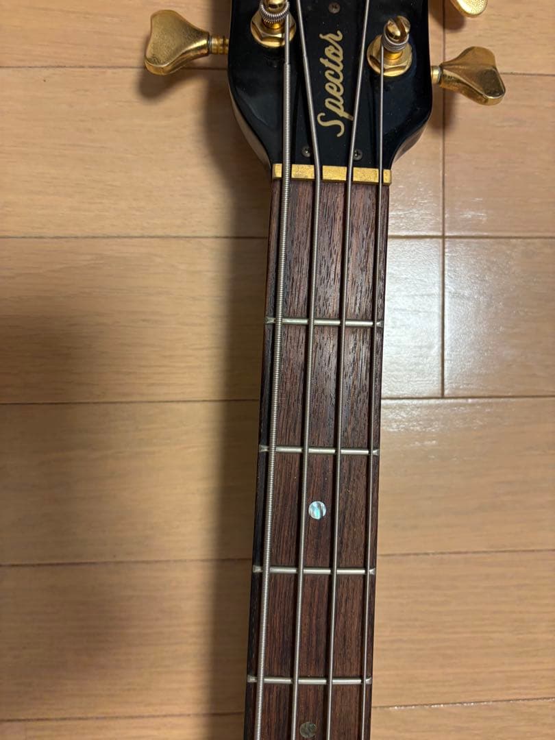 一時値下げ　Spector スペクター ベース