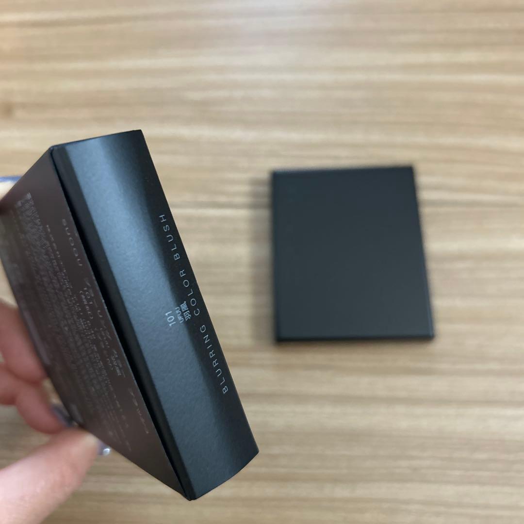 新品未使用 限定色 SUQQU ブラーリング カラー ブラッシュ 101 羽風