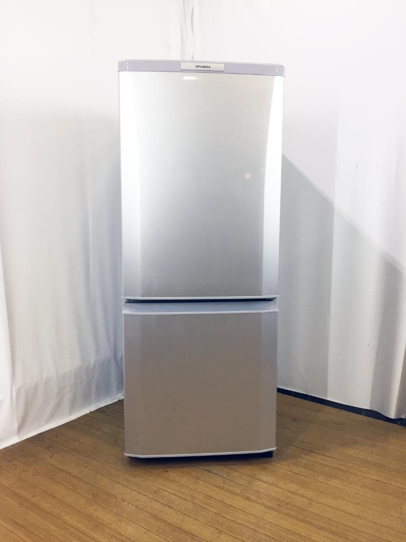 玄関前30日迄！送料無料★三菱 146L 冷蔵庫【MR-P15S-S】