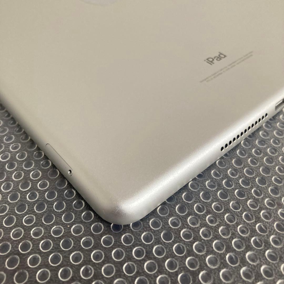 903【早い者勝ち】電池ほぼ新品☆iPad6 第6世代 32GB SIMフリー☆