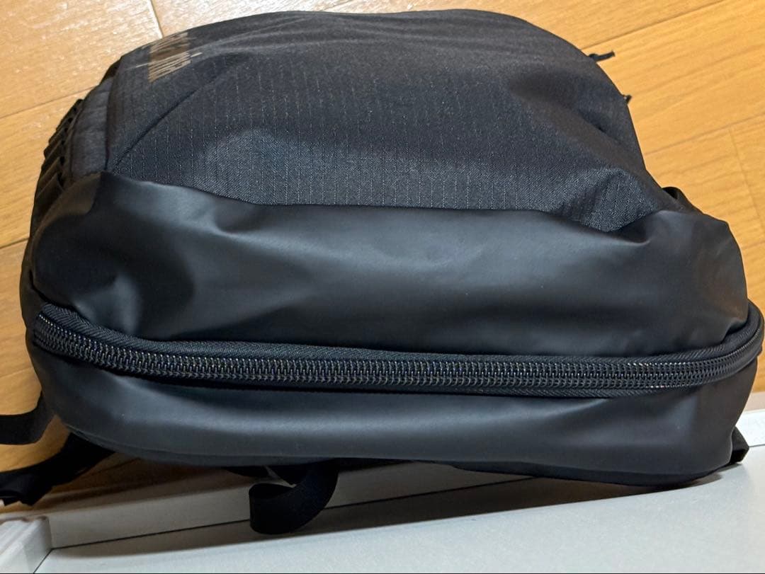 ブラックホール・マイクロ・MLC 22L パタゴニア ミニ　Black Hole