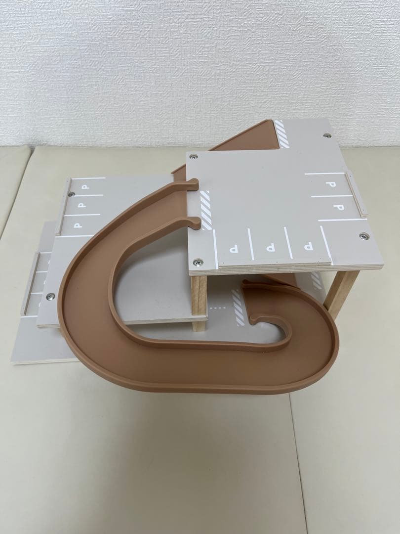 3COINS ミニカー立体駐車場　収納棚　エレベーター三点セット