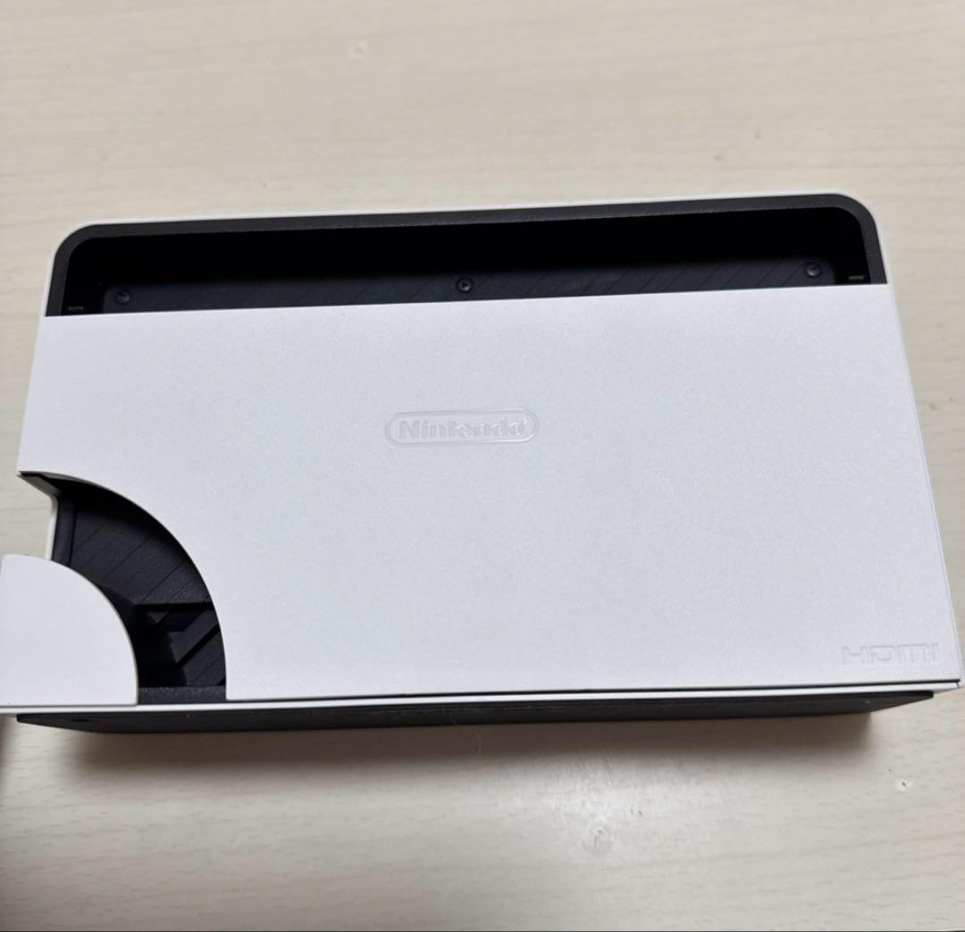 Nintendo Switch 本体 ホワイト/ブラック