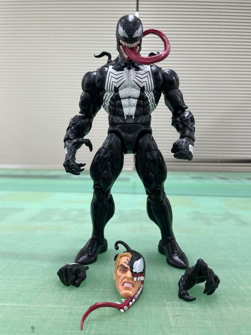 マーベルレジェンド ヴェノム
