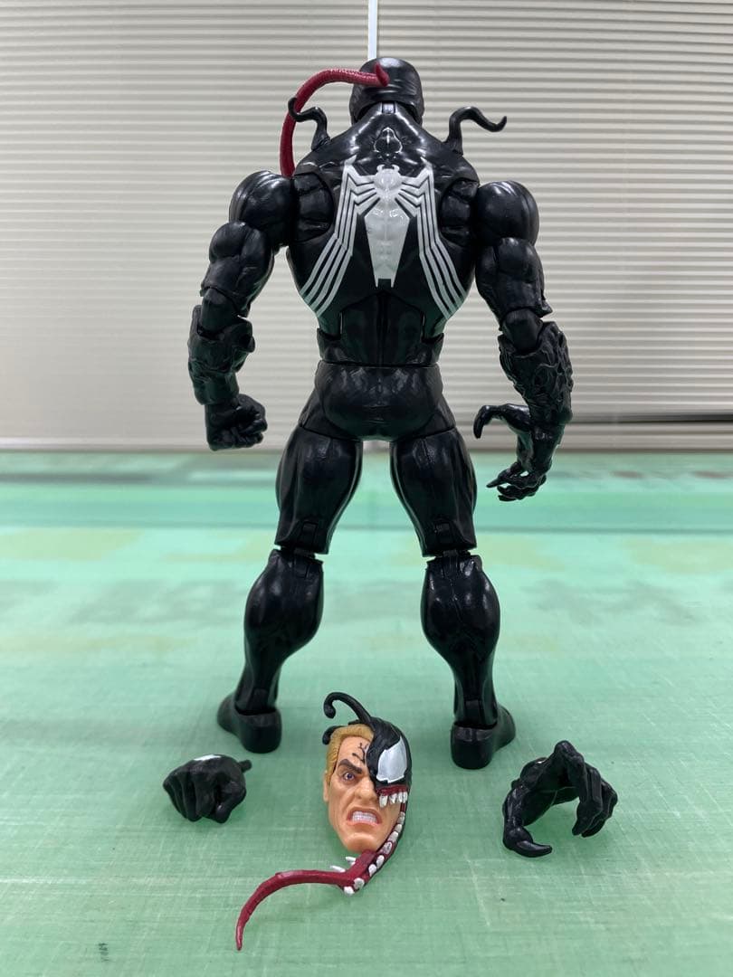マーベルレジェンド ヴェノム