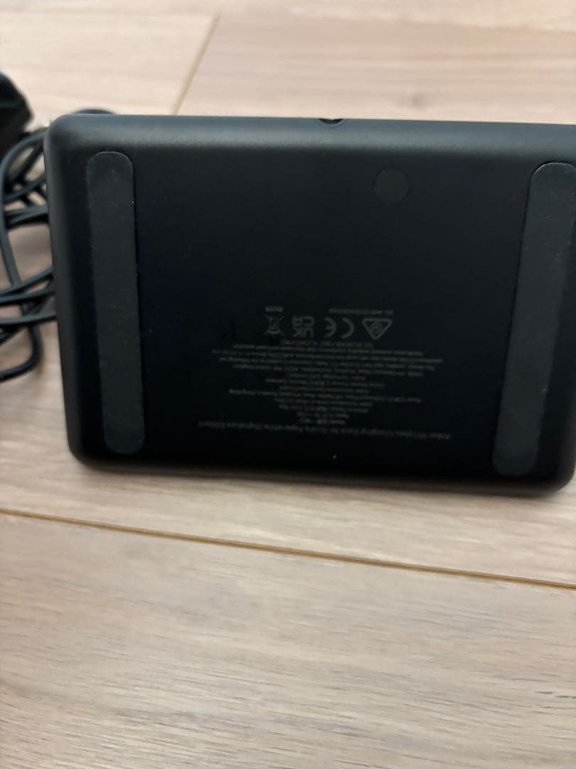 つ*な様 Kindle 本体　＋　充電器セット