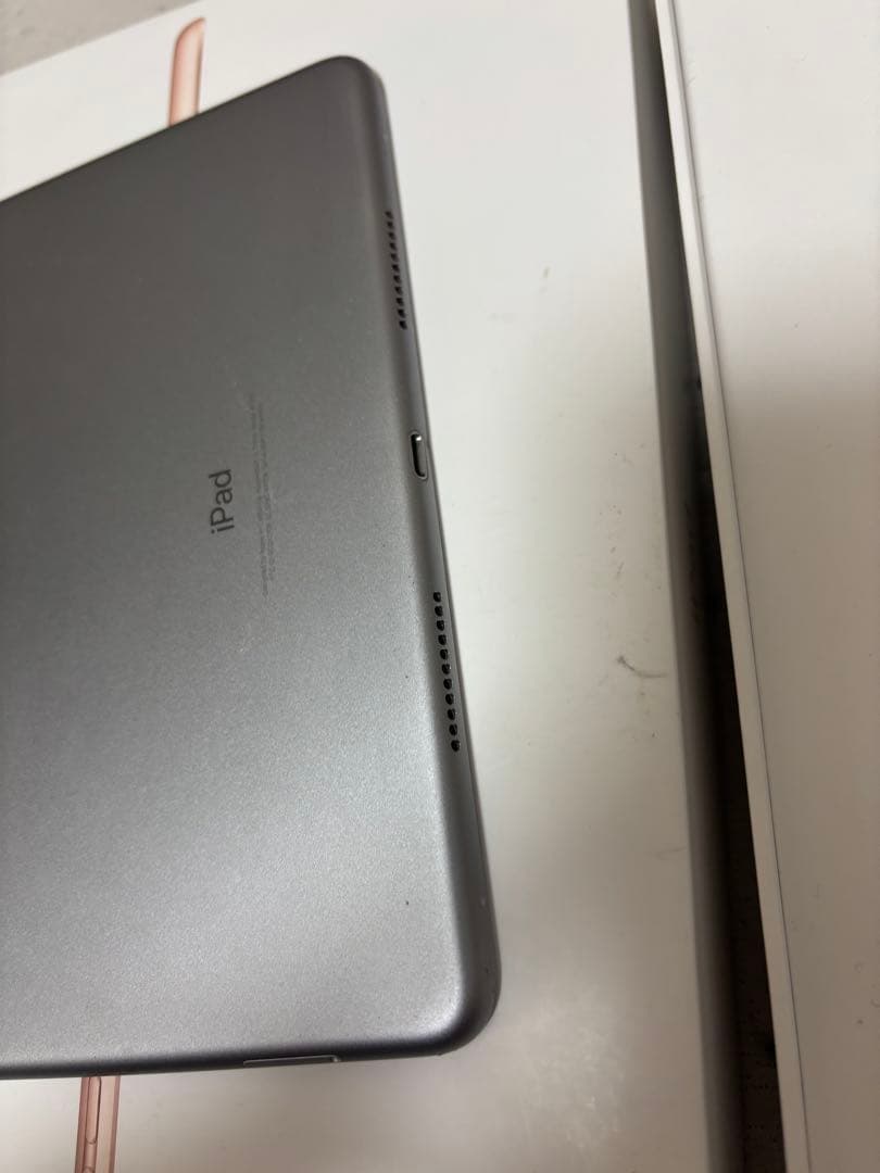 D*X様 Apple iPad Pro (10.5インチ) 64GB バッテリー