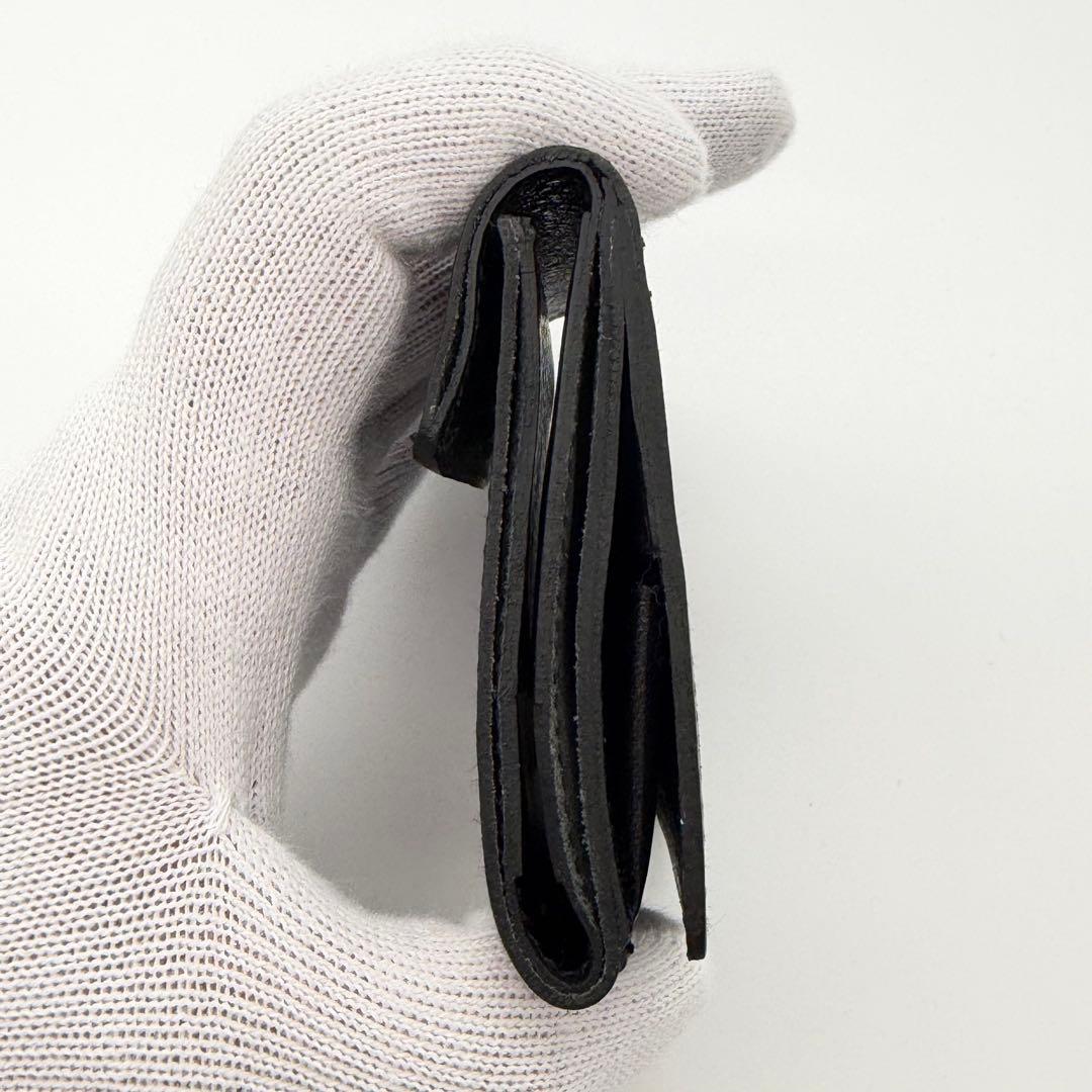 新品未使用　イルビゾンテ　折り財布　ロゴ刻印　レザー　ブラック　イタリア製