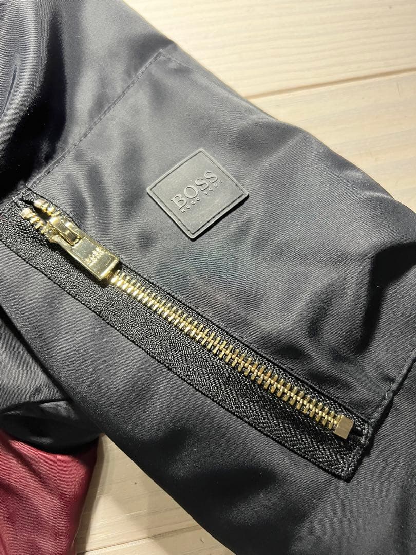 HUGO BOSS MA-1スタイルジャケット