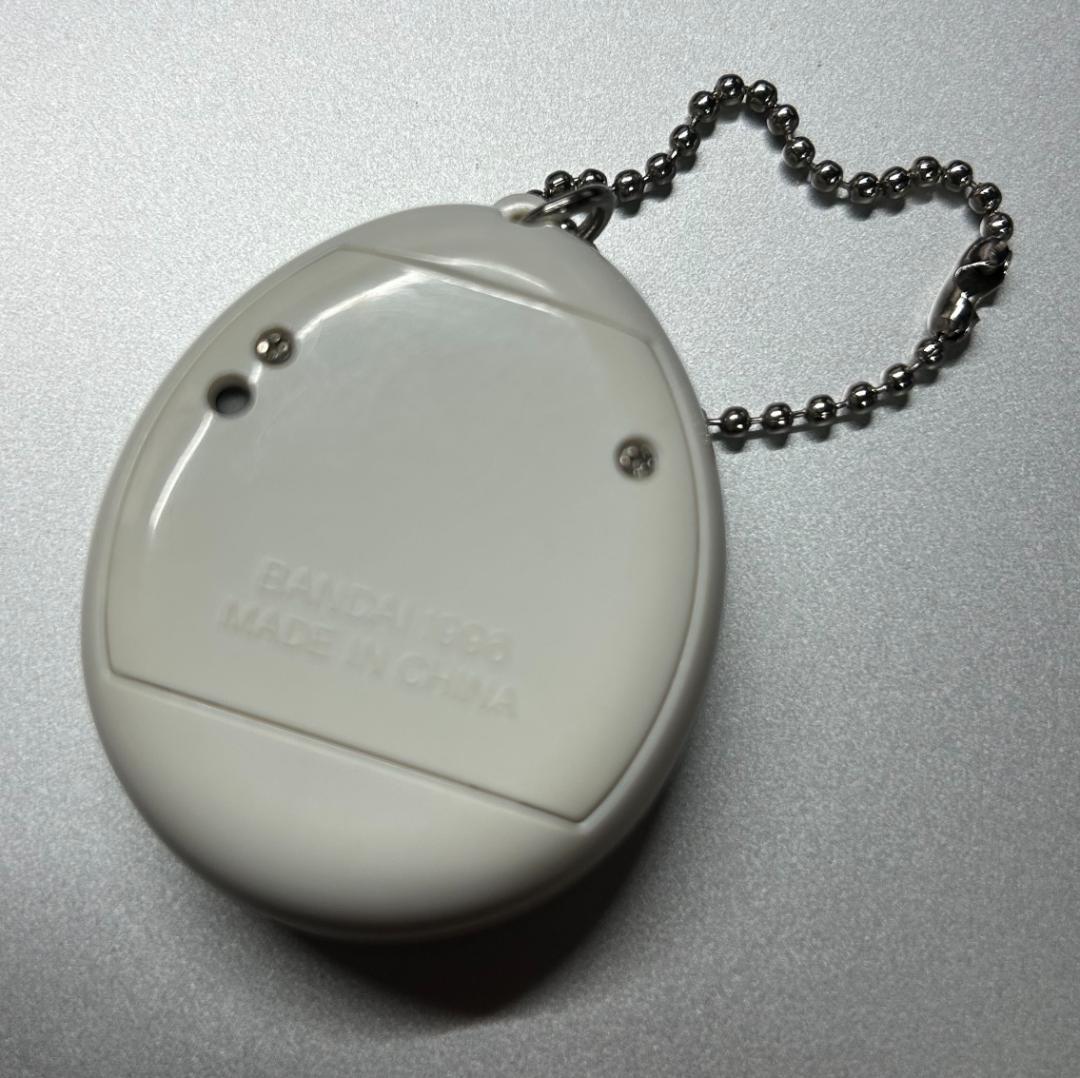 たまごっち未使用 初期型の白（ホワイト）1996 てんしのたまごっち中古1997