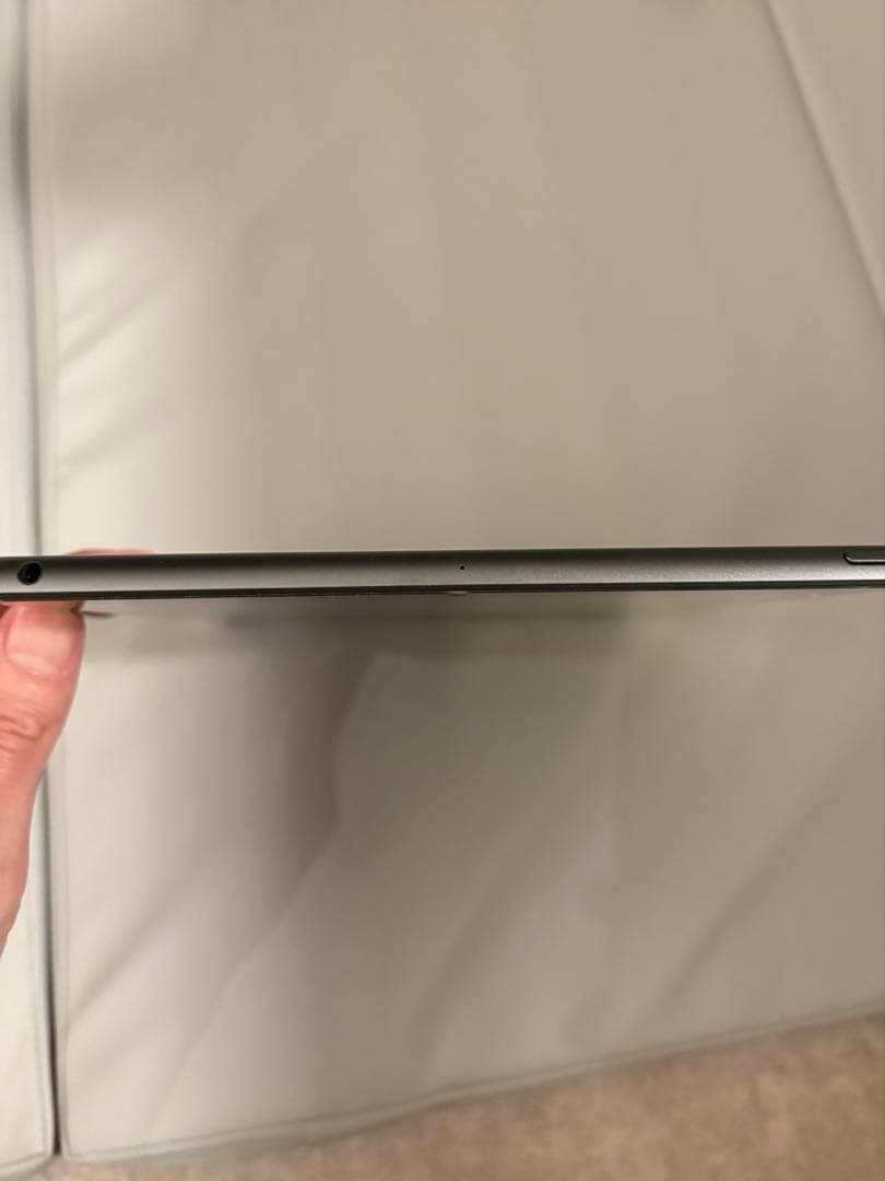 Apple iPad スペースグレー 本体 128GB 純正ペンつき 美品