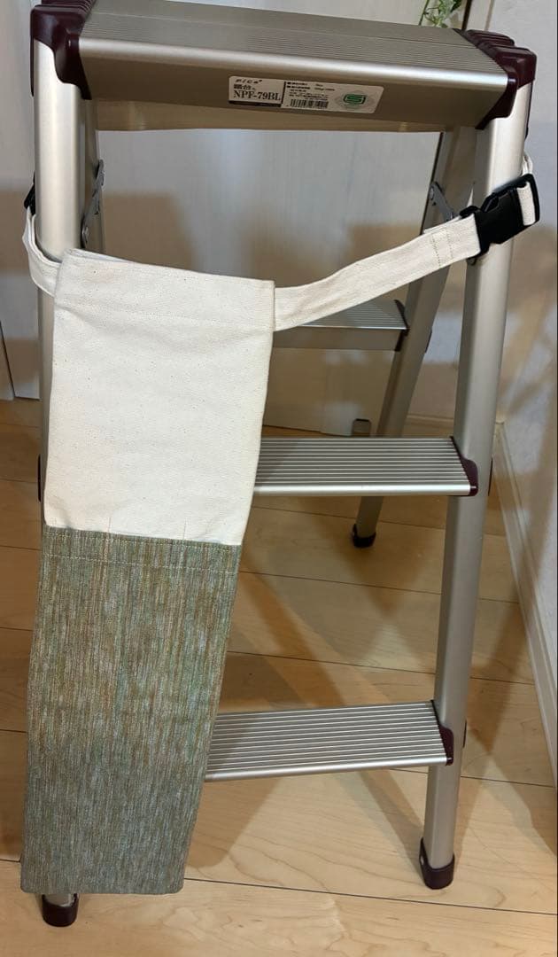✴︎ 専用品です　✴︎63㎝の笛用の巻き篠笛袋と 腰ベルト付きの笛袋