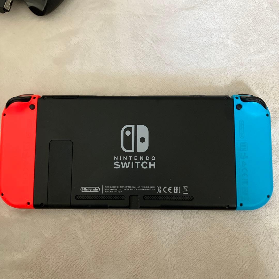 Nintendo Switch 本体　(ソフト付き)
