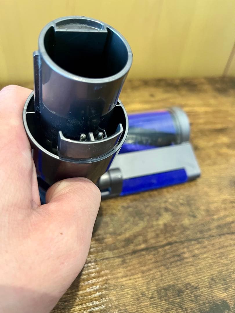 ホース新品dyson v8 slim fluffyクリーナーヘッド 354531