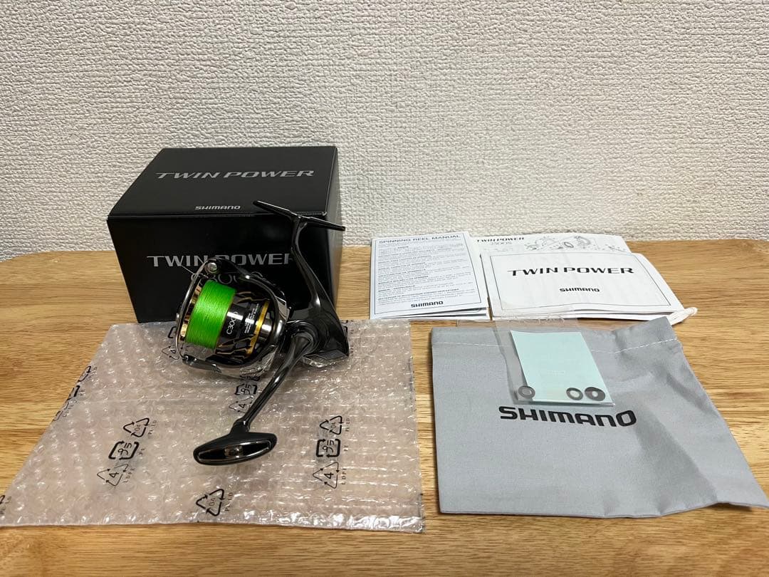 【極美品】シマノ20ツインパワー　C3000