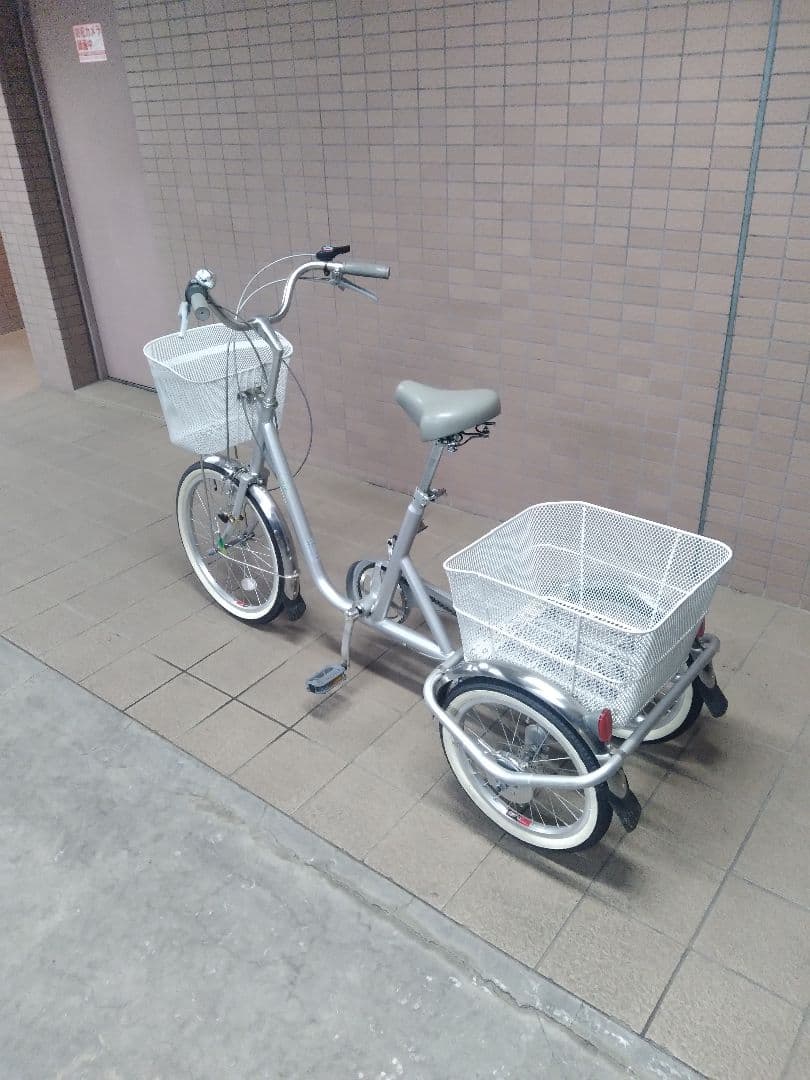 さだ！ミムゴ製！スイングチャーリー！大人用三輪車！三輪自転車！美品！