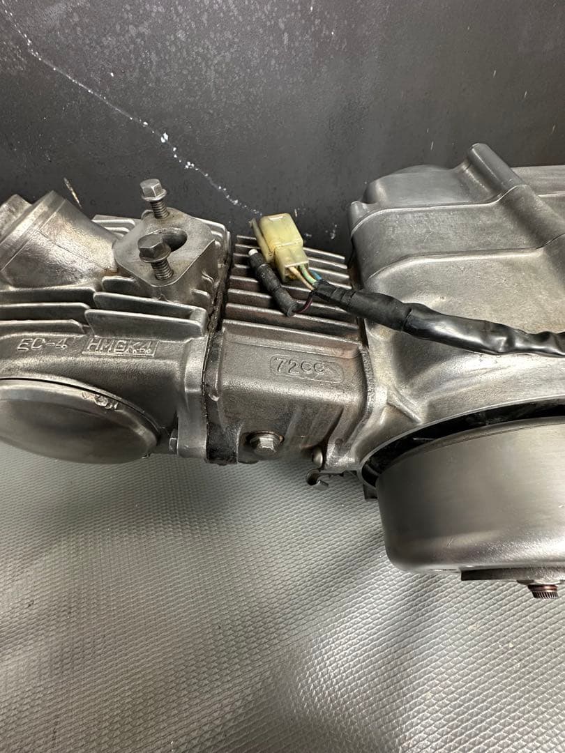 エンジン　カブ　モンキー　DAXシャリー実動車下ろし　美品低走行12V 72cc
