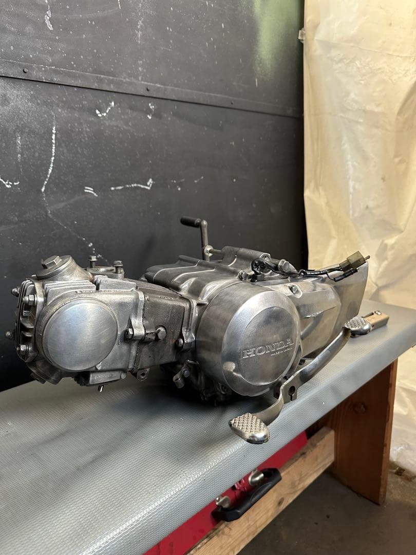 エンジン　カブ　モンキー　DAXシャリー実動車下ろし　美品低走行12V 72cc