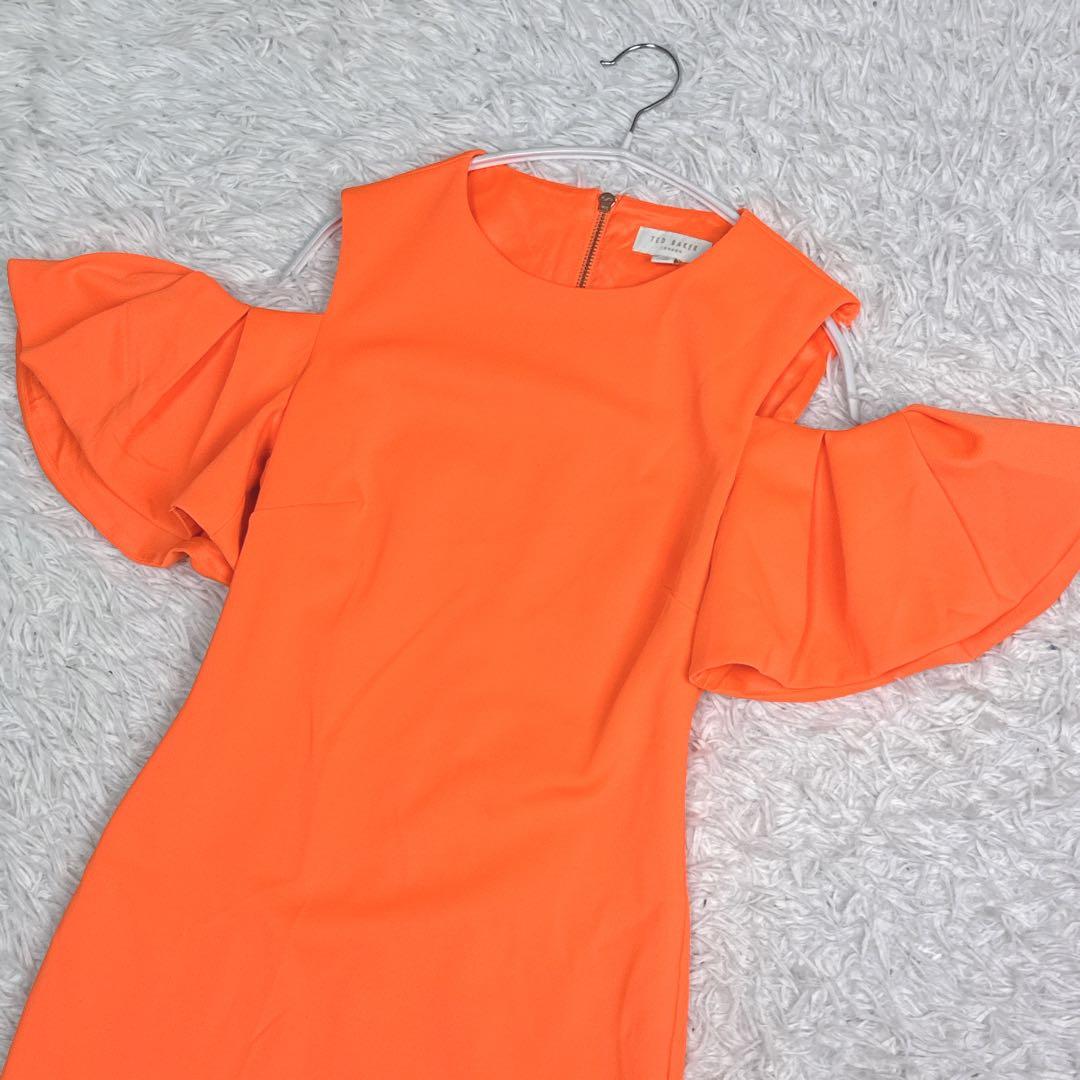 ✨極美品✨TED BAKER カットアウトショルダードレス オフショルダー