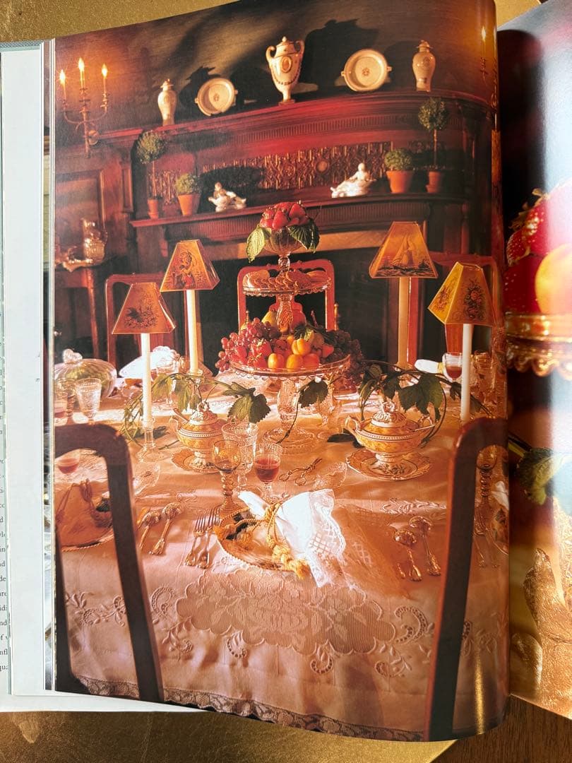 Antiques for the Table 洋書　古書