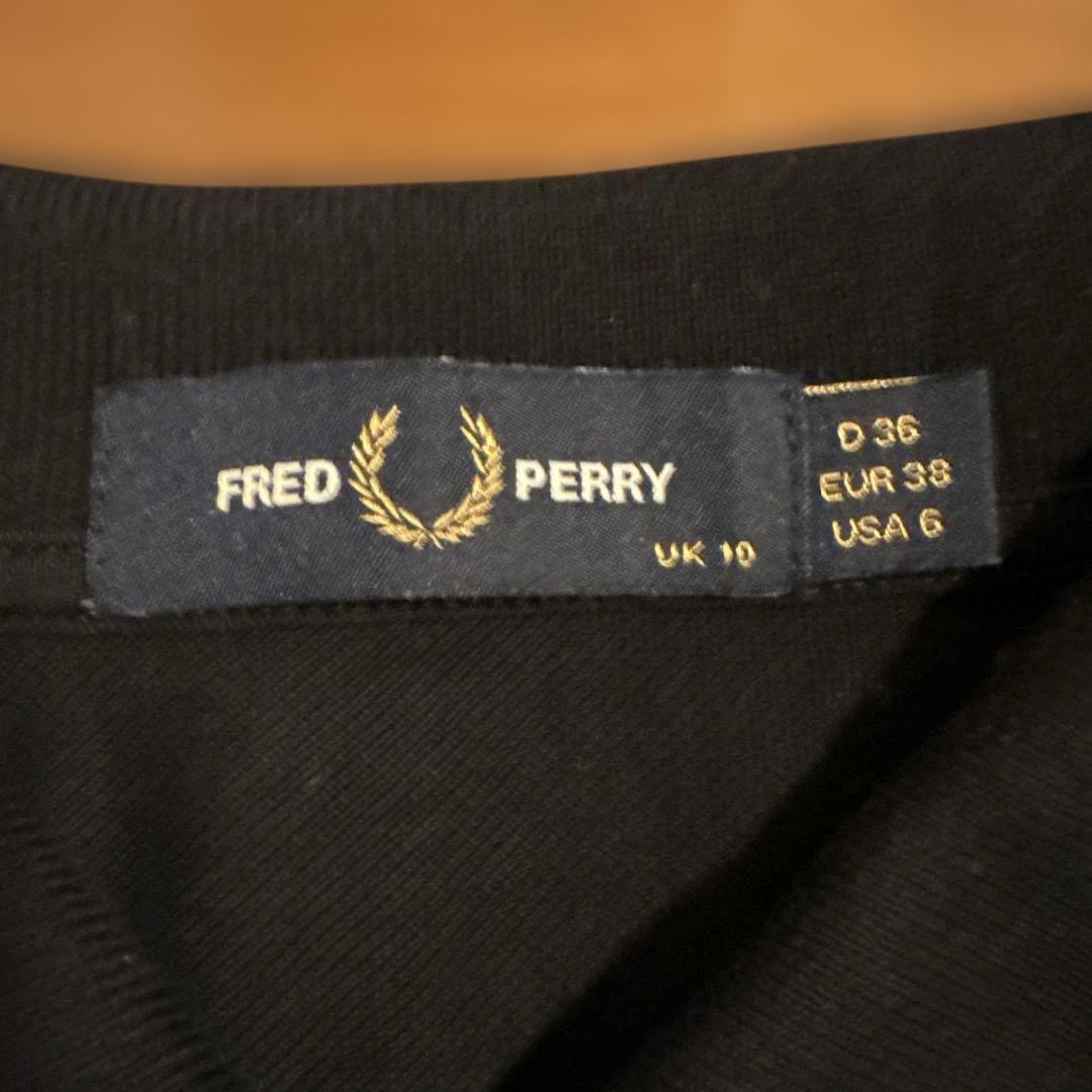 Fred Perry フレッドペリー　ブラック×ホワイト　ライン　ポロシャツ