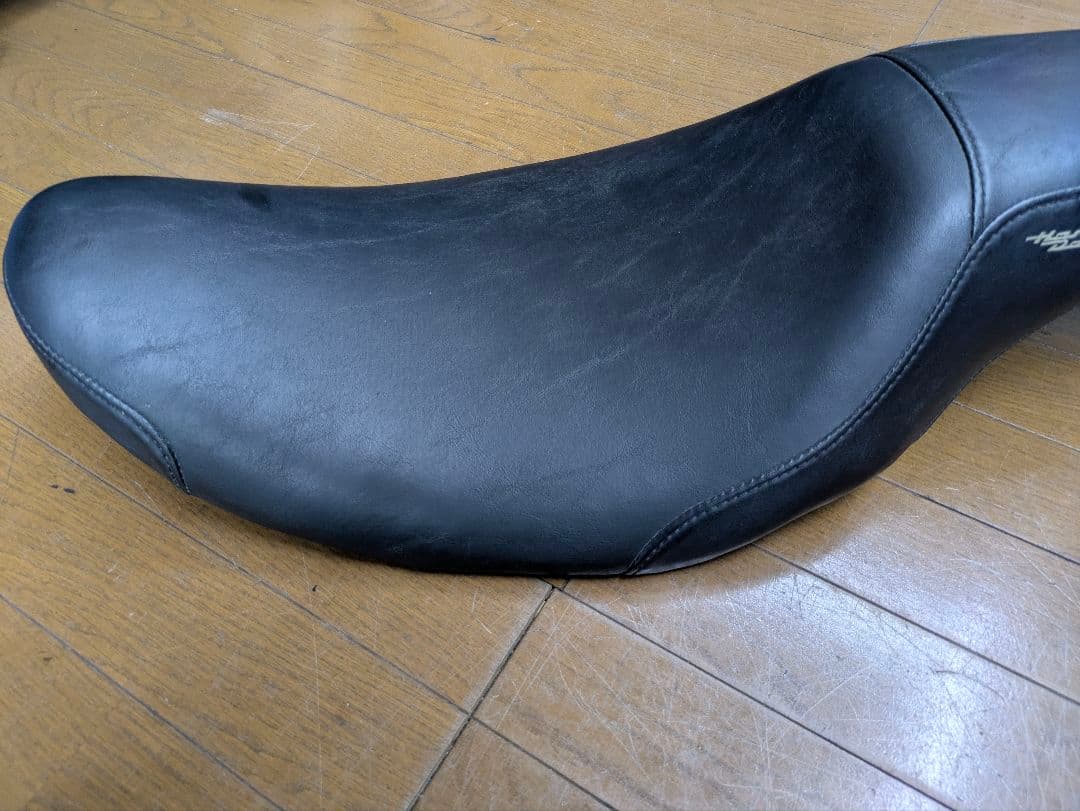 ハーレー純正　バッドランダーシート　’87 FXRS外し　エボ