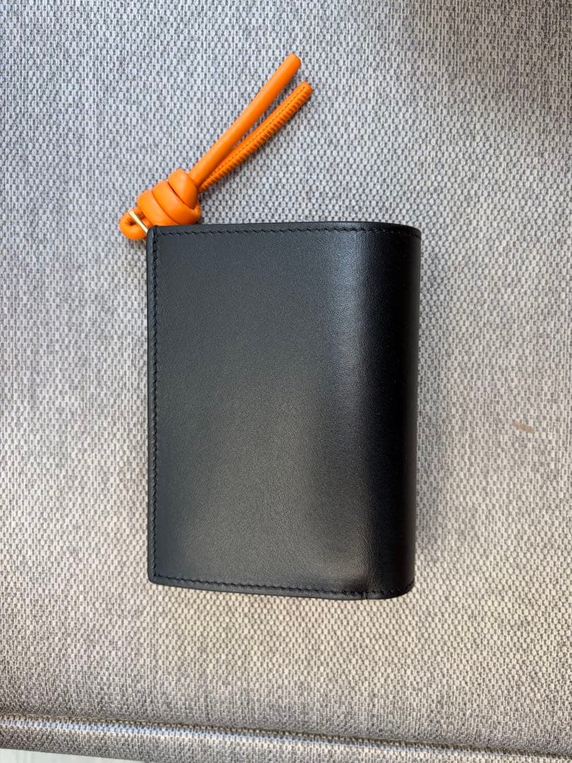 LOEWE ノット コンパクト ウォレット