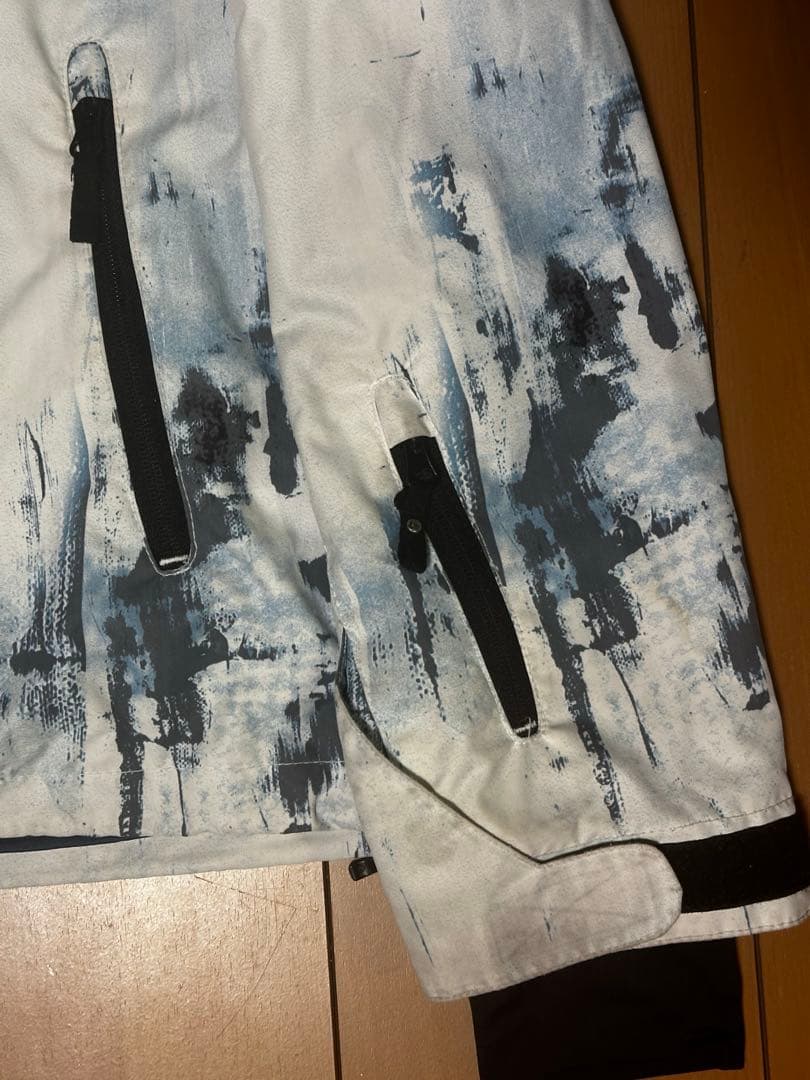 クイックシルバー QUIKSILVER スノーボードウェア Mサイズ