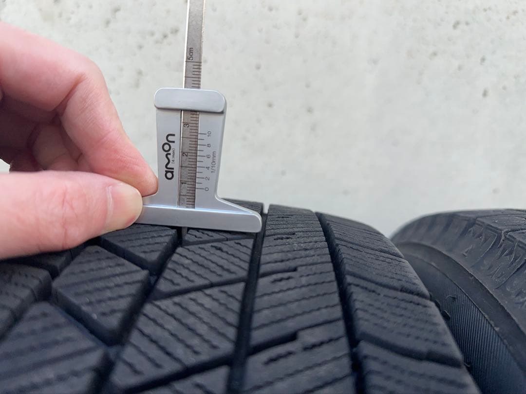 【sou様限定】スタッドレス 22年BS VRX3 165/65r14 ホイール