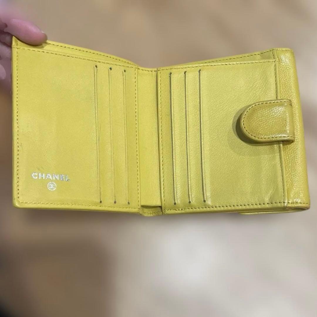 CHANEL 財布　黄色　二つ折り