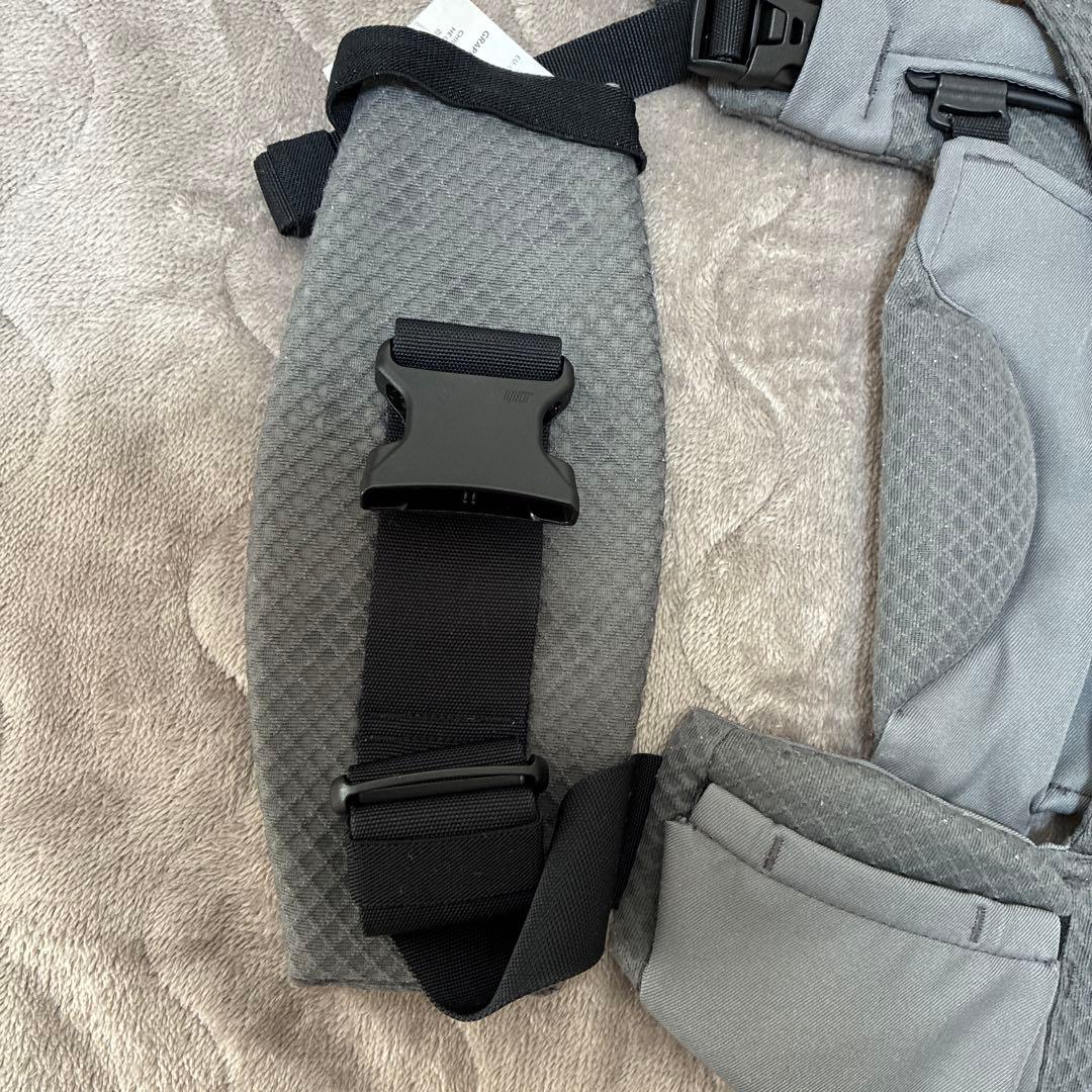 ergo baby 抱っこ紐　OMNI Breeze グレー