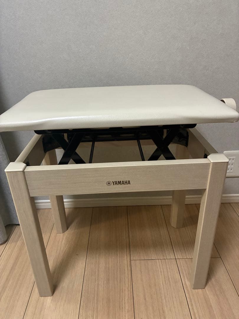 YAMAHA 電子ピアノ専用椅子 高さ調整可能 ホワイト　ヤマハ