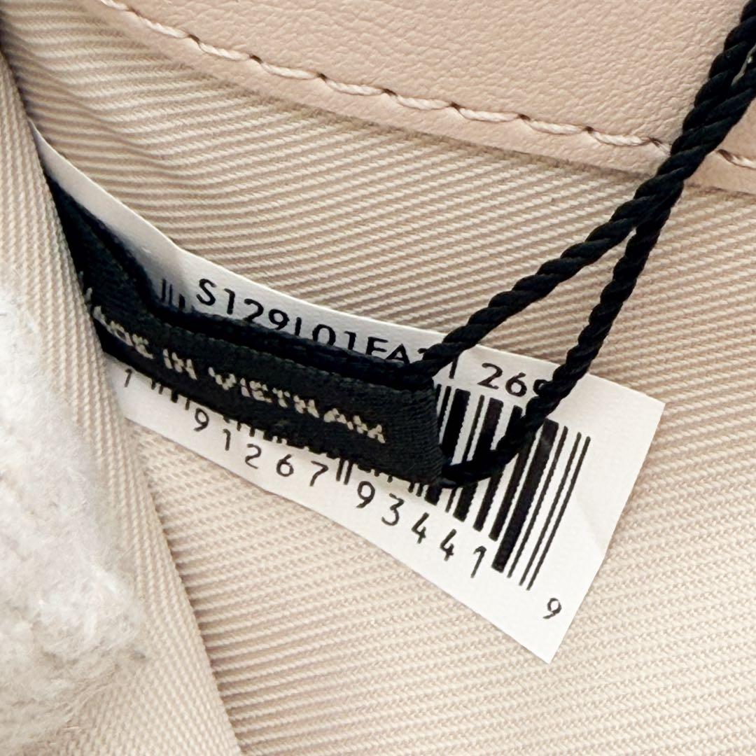 未使用 マークジェイコブス グラムショット 三つ折り財布 ベージュ チェーン