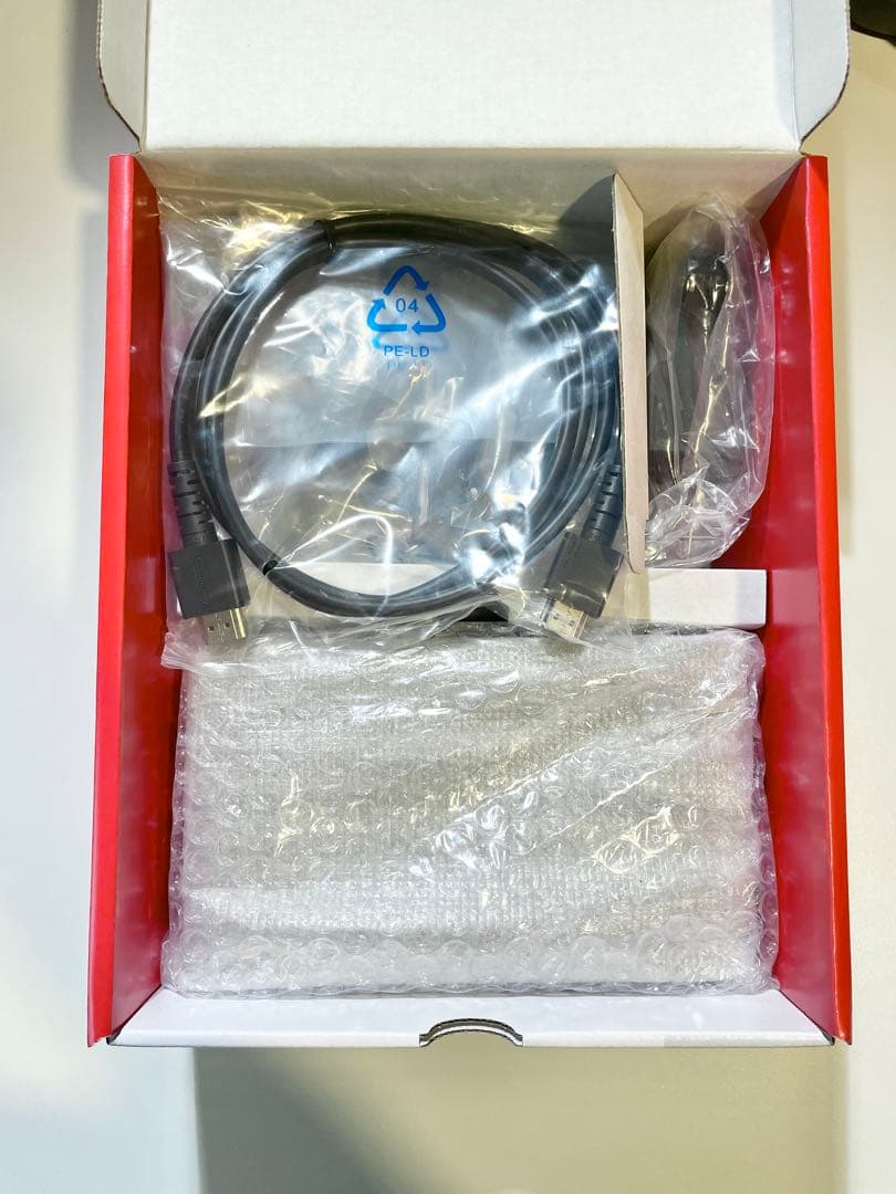 【美品】Nintendo Switch 有機ELモデル ストア版　保護フィルム付