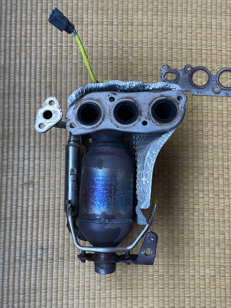 キャンバス　la810s ダイハツ 純正　エキゾーストマニホールド エキマニ