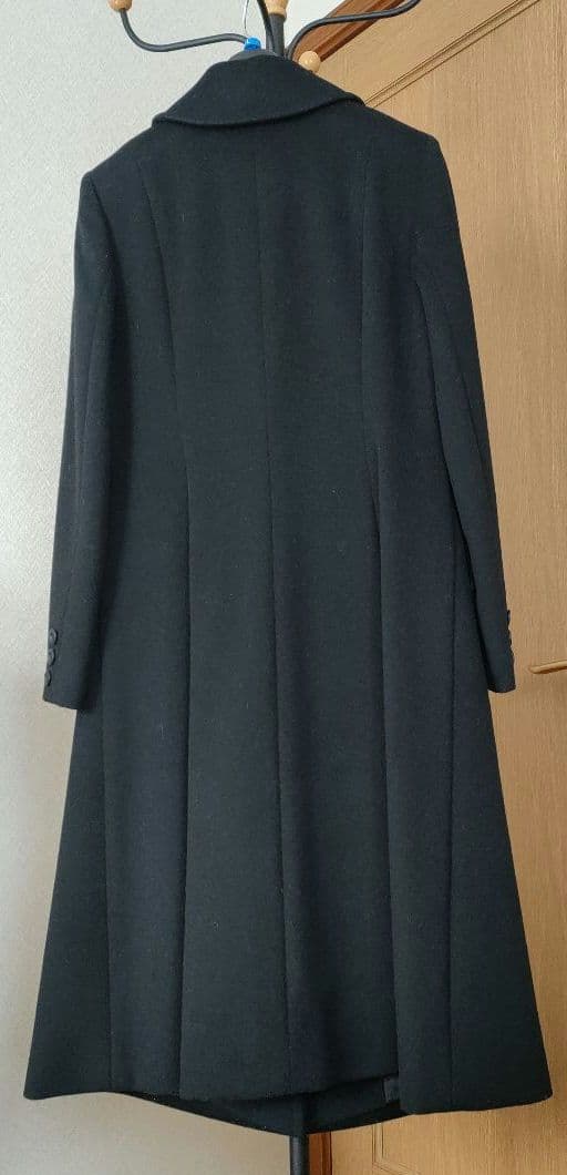 LAURA ASHLEY 黒 ロングコート